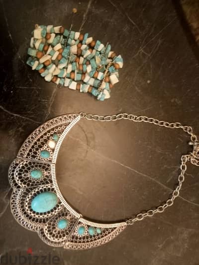 طقم عقد وغويشه  فيروز وصدف طبيعى