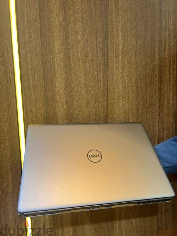 Dell Workstation 7550 4
