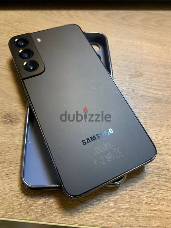 Samsung S22 1