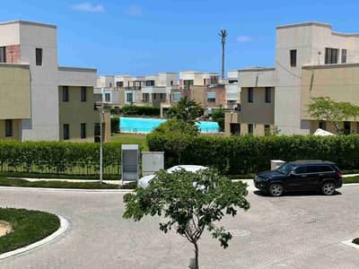Townhouse for sale in Blanca Marassi, North Coast, Sidi Abdel Rahman, just steps away from the beach, with a private garden and pool view. Very prime location / Marassi North Coast