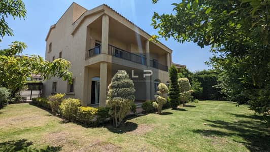 ready to move fully finished standalone villa in Madinaty with the lowest price in the market for quick sale (Golf view)