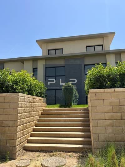 resale standalone villa with the lowest price in the market for quick sale in swan lake residence super prime location in the first settlement