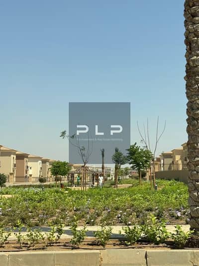 فيلا كواترو للبيع ريسيل استلام فوري اقل من سعر الشركه في كمبوند سيتي جيت ديار القطريه city gate