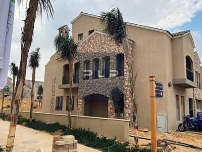 تاون هاوس كورنر جاهز للاستلام الفوري في كمبوند جرين سكوير بمدينة مستقبل سيتي بموقع مميز بالقرب من العاصمة الإدارية وطريق السويس