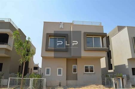 Lowest-Priced Standalone Resale Villa for Sale with Immediate Delivery in Palm Hills New Cairo next to Mountain View and minutes away from  AUC