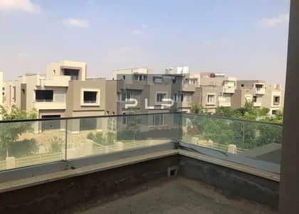 Standalone resale villa for sale with a direct open view of the lagoon and landscape in New Cairo Palm Hills Katameya Extension PK2.
