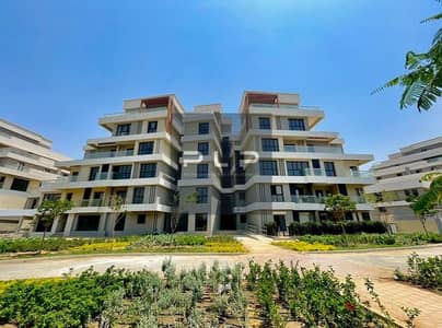 Apartment for sale below market price, resale ready to move with key in Sodic Eastown Compound, fully finished with an open view of the landscape