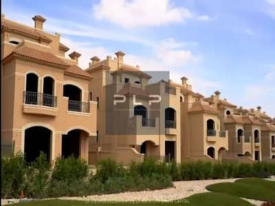 تاون هاوس كورنر للبيع جاهزة علي السكن والمفتاح في ارقي كمبوندات العاصمة الادارية الجديدة بمنطقة الr4 بكمبوند لافيستا سيتي