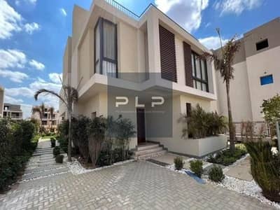 Villa for sale, resale, below market price, ready to move in New Heliopolis in Sodic East in Prime with a view