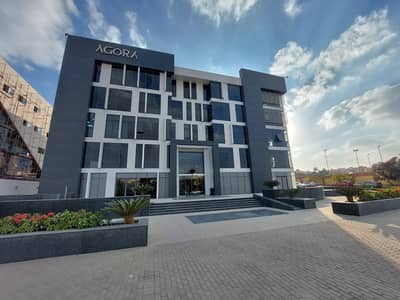 للبيع مكتب إدارى 72م فى مول Agora zayed