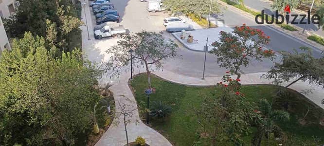 Apartment for sale, 143 sq m, in Madinaty B6, fourth floor, 3 bedrooms, excellent view