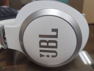 JBL live 660NC
