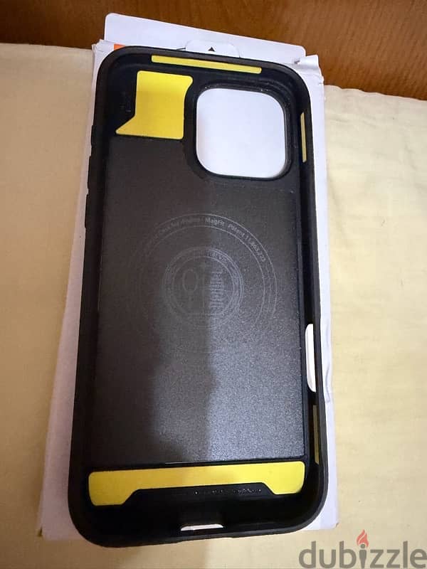 spigen ( two cases 16 pro max) 3
