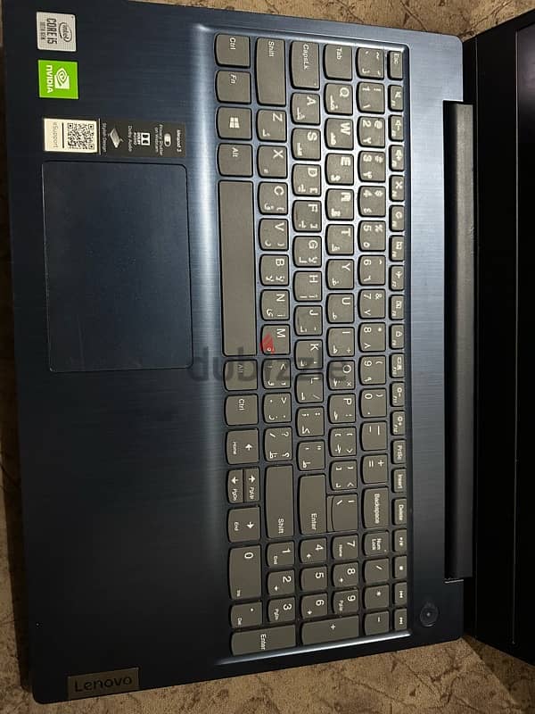 Lenovo Ideapad 3 15IML05 1