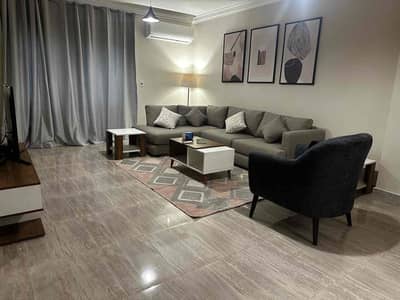 شقة مفروشة أرضي بحديقة للإيجار اليومي في جنة زايد 1 – للعائلات Apartment with Private Garden for Daily Rent in Janna Zayed 1 – Families Only