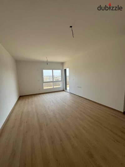 Ground floor apartment with garden for rent in Kayan inside Grand Heights شقة للايجار - كيان مجمع