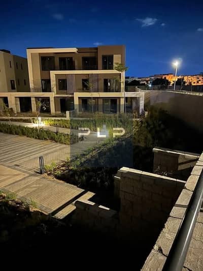 اقل سعر فيلا مستقله ريسيل للبيع استلام فوري جاهزه ع السكن في بالم هيلز نيو كايرو بفيو مفتوح علي لاند سكيب pal hills new Cairo