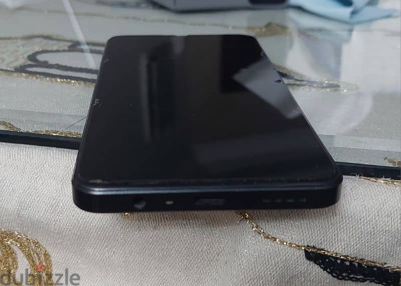 Realme C51 4