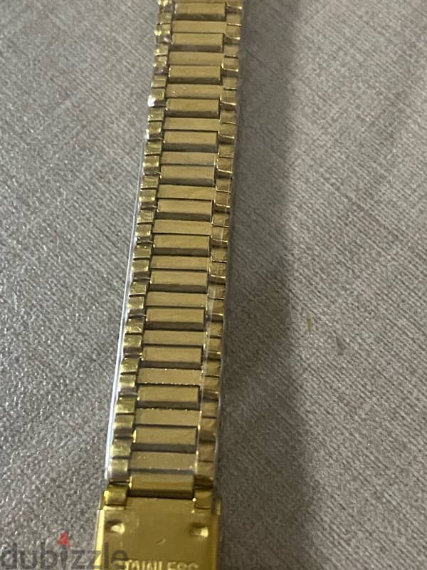 classy watch 4