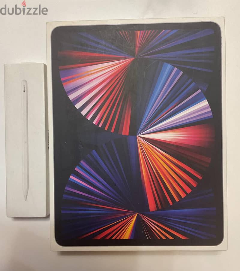 iPad pro 12.9 5th generation with apple pencile 8