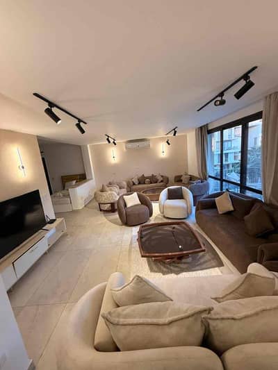 دوبلكس مفروش فاخر للايجار في ويست تاون سوديك الشيخ زايد Duplex for Rent in Westown Sodic Beverly hills