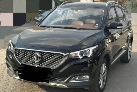 Car with Driver عربيه مع سائق