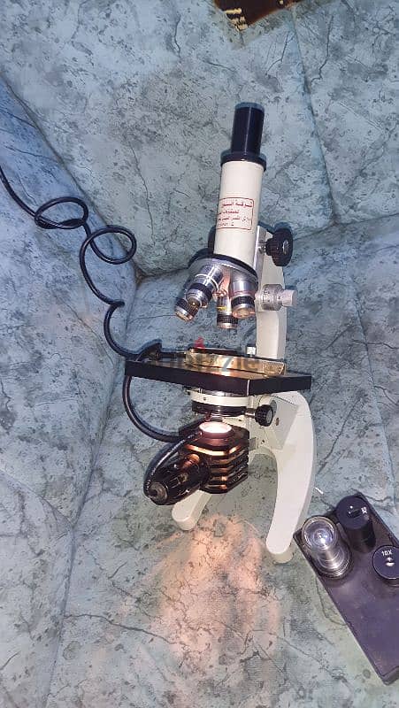 microscope 1