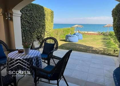 شالية دايركت علي البحر للبيع في العين السخنة  فوري فى لافيستا جاردنز ـ LAVISTA GARDENS العين السخنة بجوار بورتو وتلال والمونت جلالة