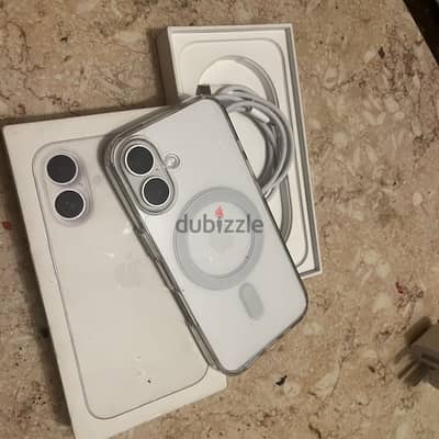 iPhone 16 (128 جيجا) - كسر زيرو بالعلبة والشاحن
