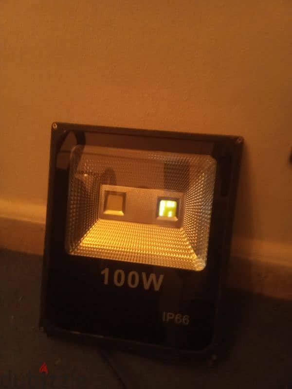 LED FLOOD light 3