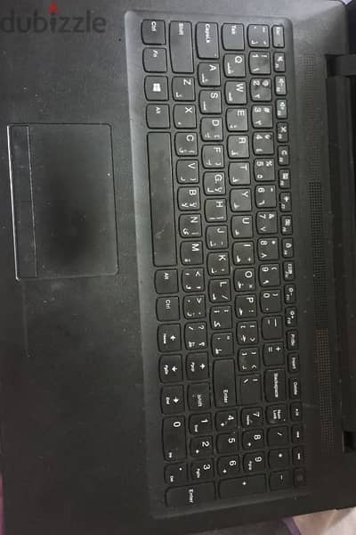 لابتوب لينوفو رام 8 هارد 128 ssd  فى خطوط. فى الشاشه