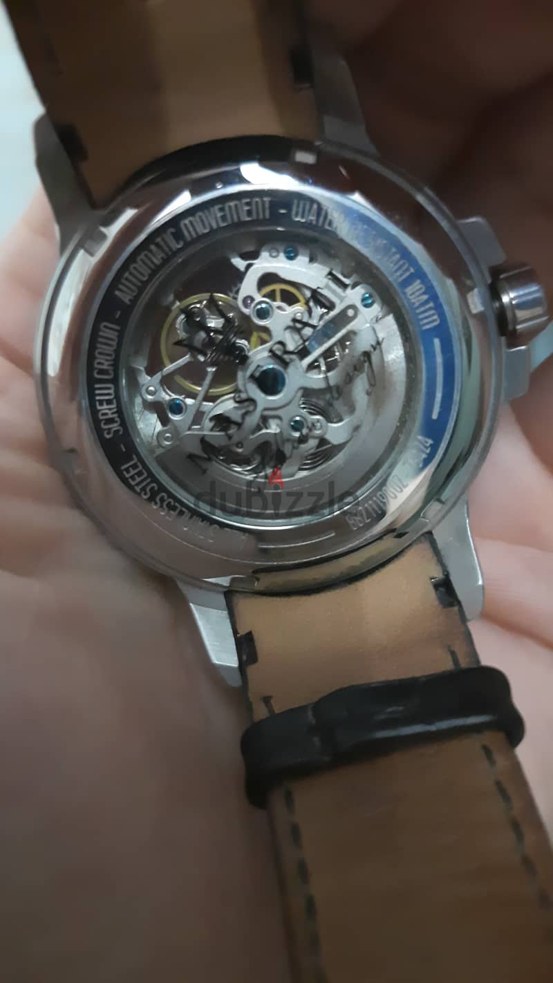 Used Maserati watch automatic with box 3