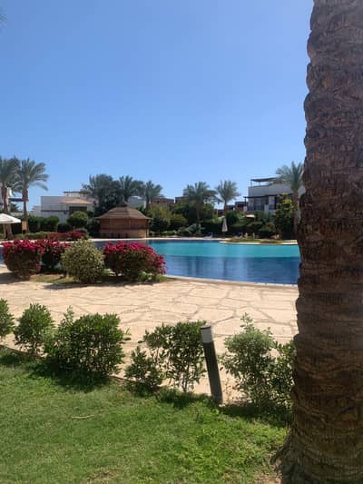 شالية خطوات  في شرم الشيخ لافضل شاطيء و خدمات فندقية  علي حمام السباحة  افضل كومبوند بحديقة كبيرة