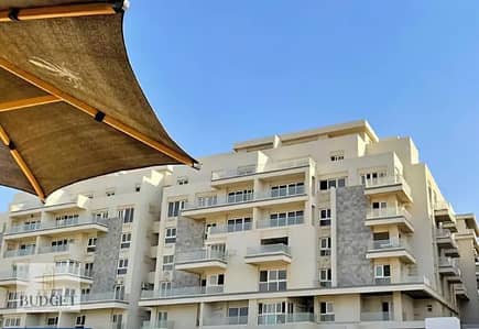 Ready-to-move-in 160m² apartment for sale in Mountain View iCity, New Cairo, Fifth Settlement – ​​3 bedrooms, open view, within the Club Phase, close