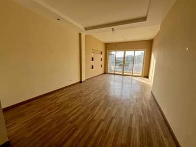 شقة للايجار بالتكيفات - ذا ادرس الشيخ زايد Apartment for Rent in The Address Compound – El Sheikh Zayed