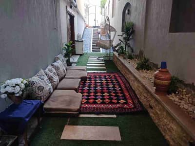 Luxurious accommodation. Duplex 500m with a private garden and amazing finishes in the fourth district