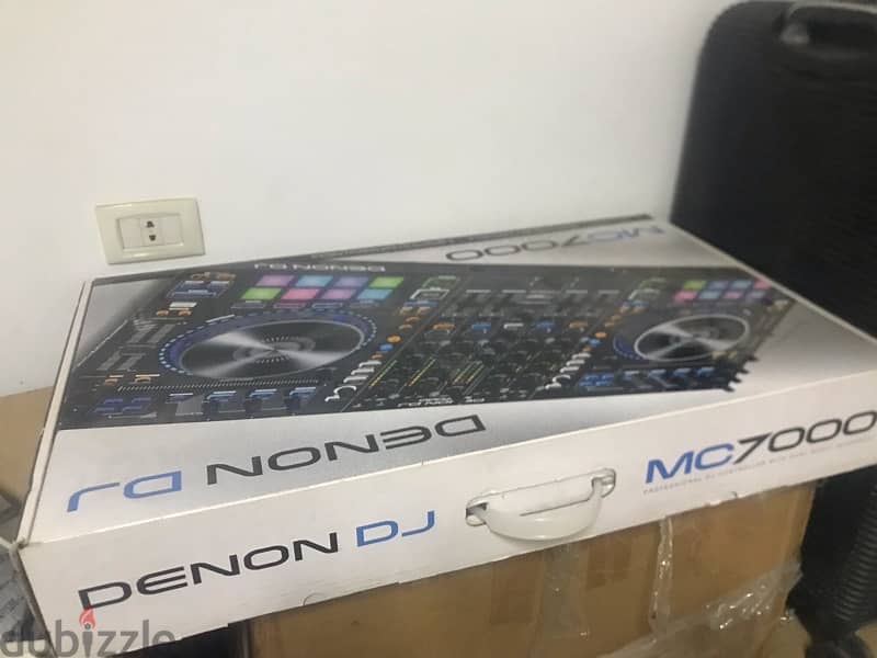 Denon  Dj Mc 7000 1