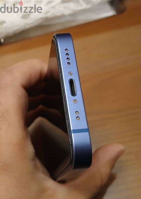 iPhone 13 mini 128 blue 3