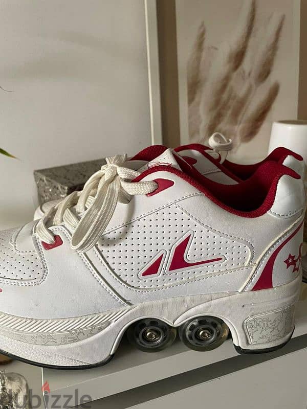 YYW Deformation Roller shoes size:(43) 2