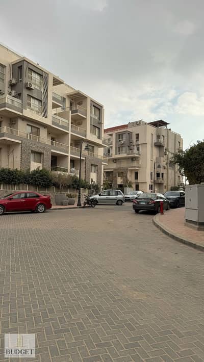 مقدم 5% وتقسيط 8 سنوات  أمام الرحاب شقة 155م للبيع في Jayd New Cairo التجمع الخامس