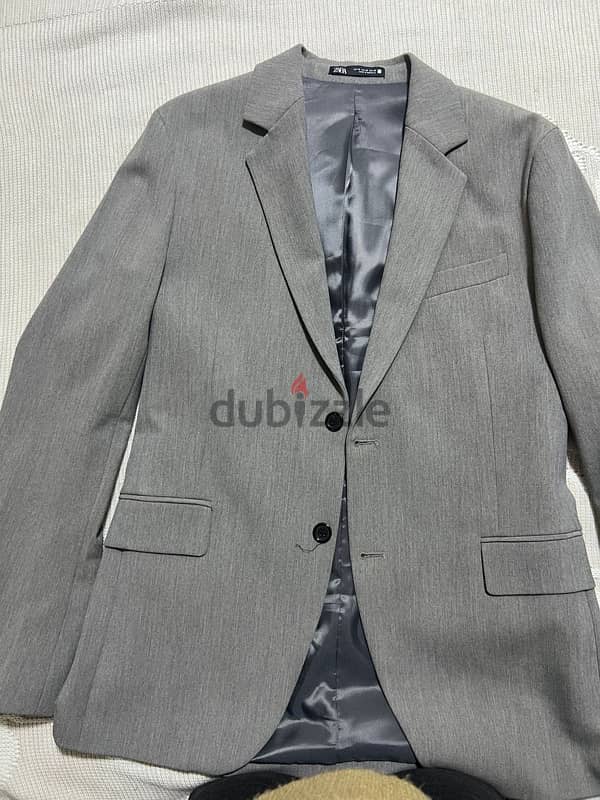 Zara suit one time use 2