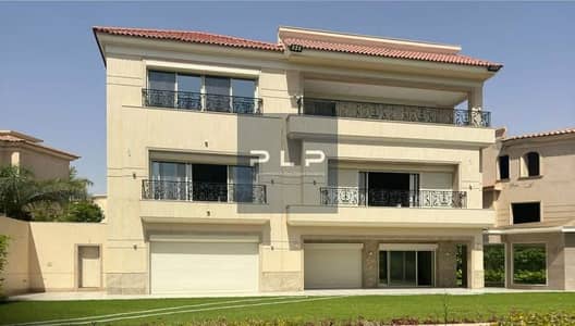 فيلا مستقله استلام فوري بسعر  لقطه في السوق في كمبوند فيلار التجمع الخامس القاهره الجديده التابع لشركه الديوان للتطوير العقاري villar new cairo