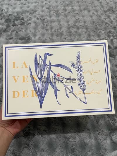 عطر " كحامل المسك " من شركة لاڤندر أوريجنال جديد بالعلبة وتيكت السعر