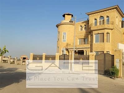 ريسيل_للبيع اقل سعر فيلا مستقله متشطبه باميز لوكيشن وفيو في كمباوند رويال سيتي