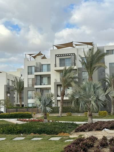 170m apartment for sale in a distinctive location in 6th October, Palm Parks Compound
