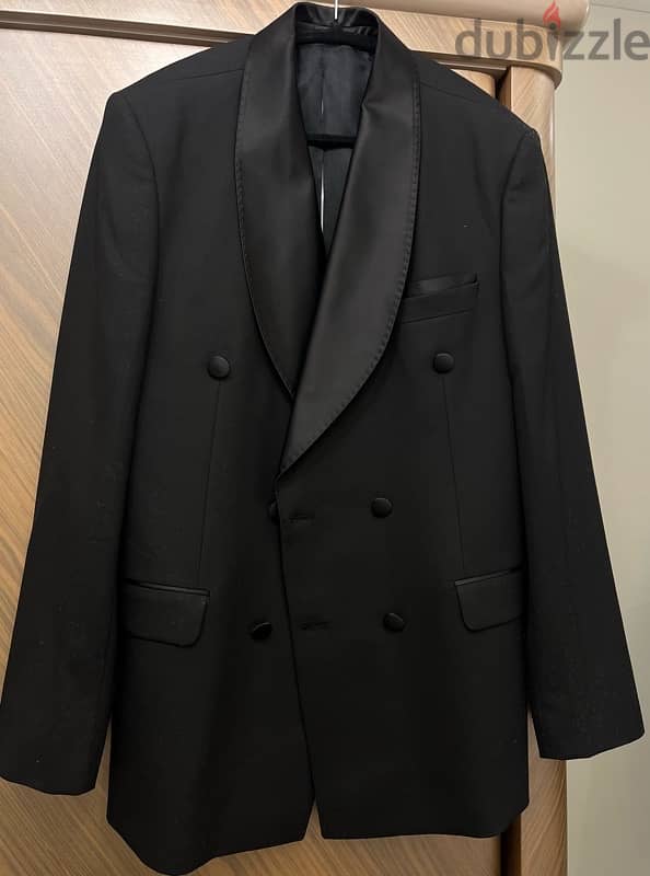 tuxedo suit (groom) 2