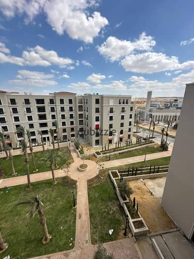 عمارة كاملة للبيع في فيليدج ويست دورّة موقع متميز