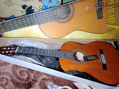 جيتار كلاسيك valencia vc104