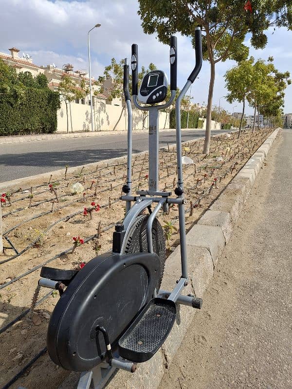 Elliptical cross trainer 2