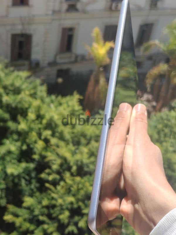 IPad 6th generation 128gb WIfi+Sim 2